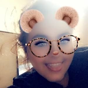 Meet your Posher, Shania